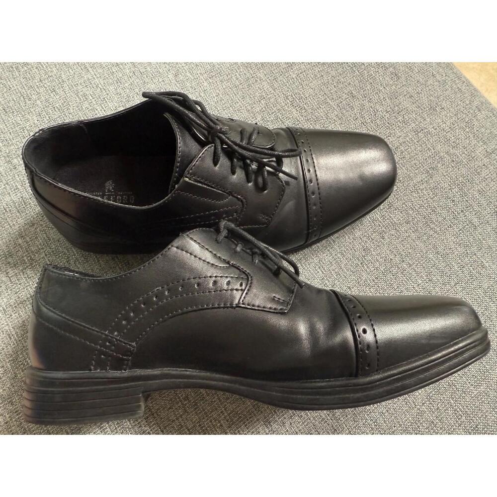 Stafford Dress Shoes for Boys Size 6M